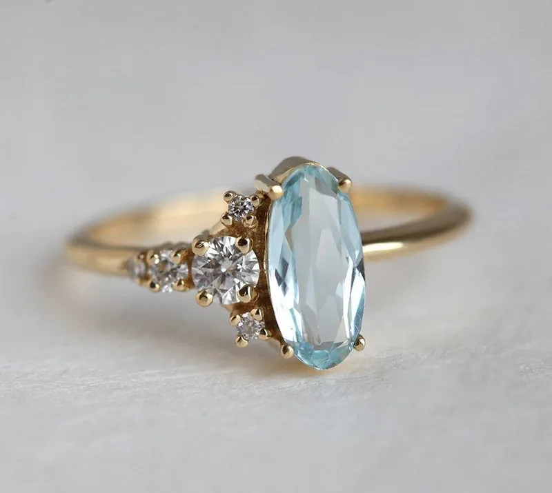 Paityn Oval Aquamarine Diamond Ring vy 9