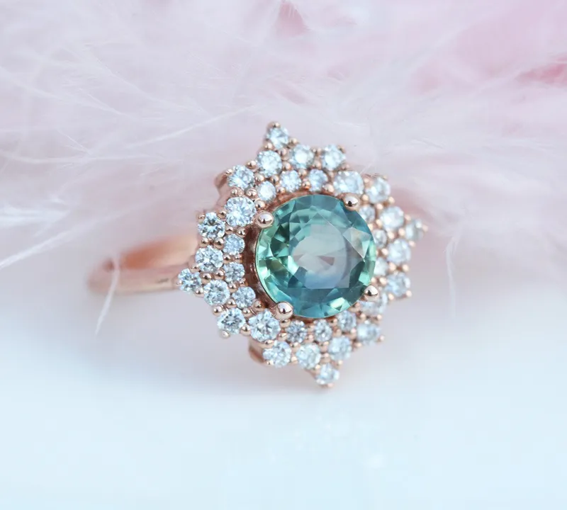 Patricia Sapphire Diamond Ring vy 12