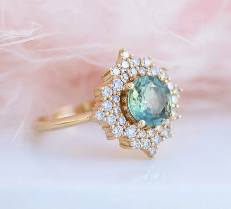 Patricia Sapphire Diamond Ring vy 14