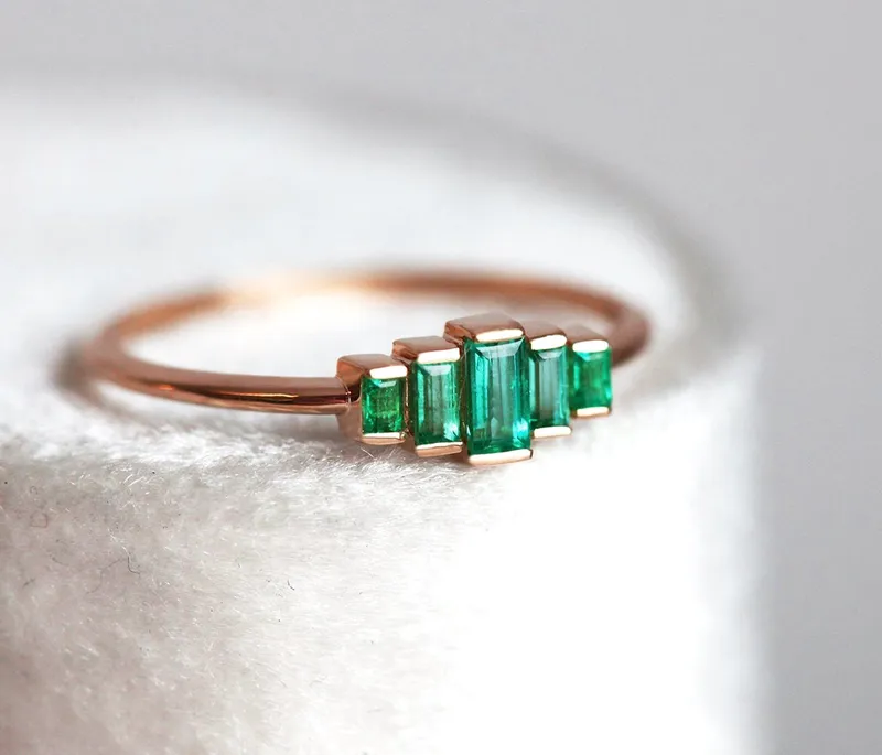 PATTI BAGUETTE EMERALD RING view 11