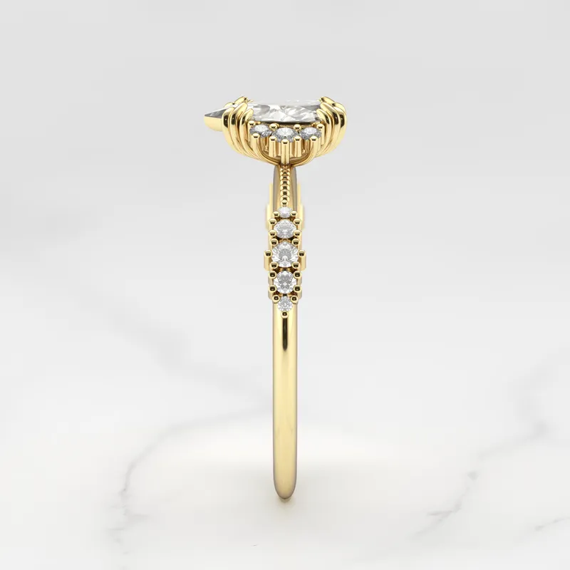 PEAR CLUSTER DIAMOND RING vy 10