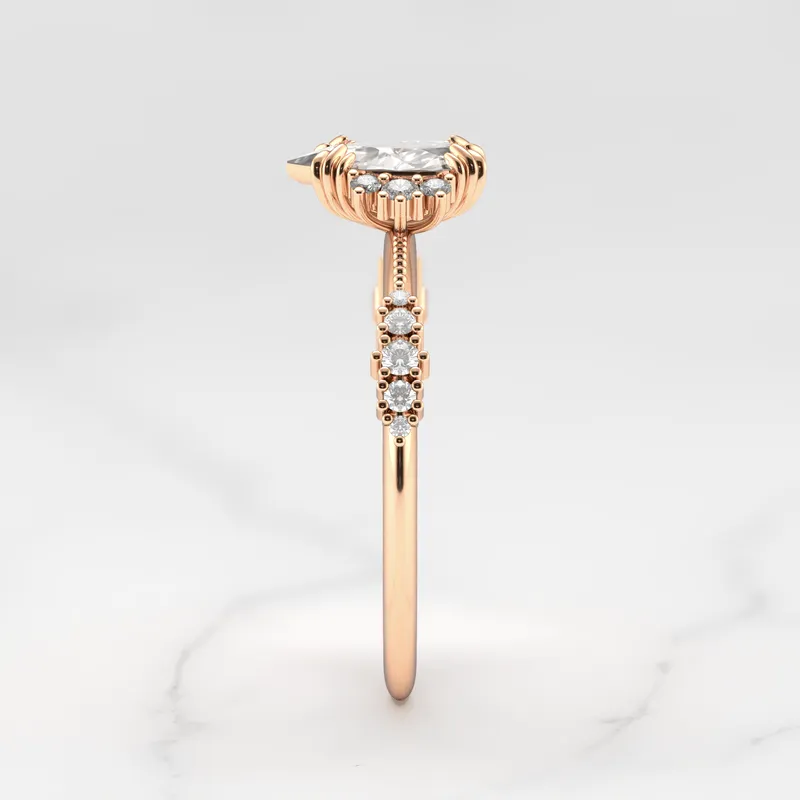 PEAR CLUSTER DIAMOND RING vy 11