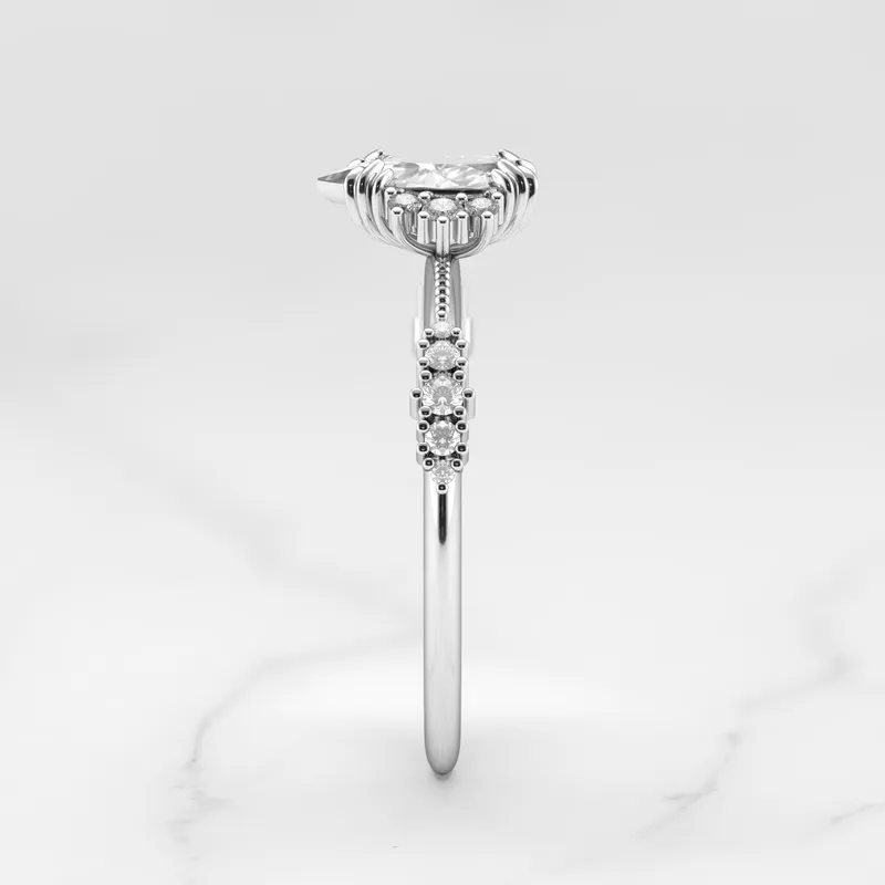 PEAR CLUSTER DIAMOND RING vy 12