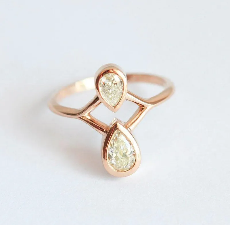 PEAR DIAMOND ENGAGEMENT RING, PEAR CUT ENGAGEMENT RING vy 7