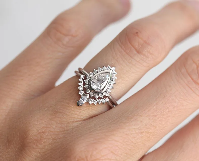 PEAR DIAMOND RING, PEAR MOISSANITE RING vy 5