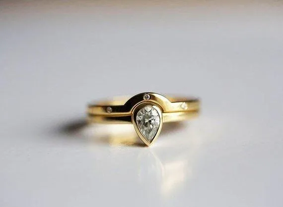Pear Diamond Wedding Set, Eternity Ring Set vy 2
