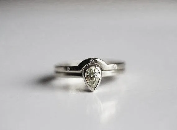Pear Diamond Wedding Set, Eternity Ring Set vy 6