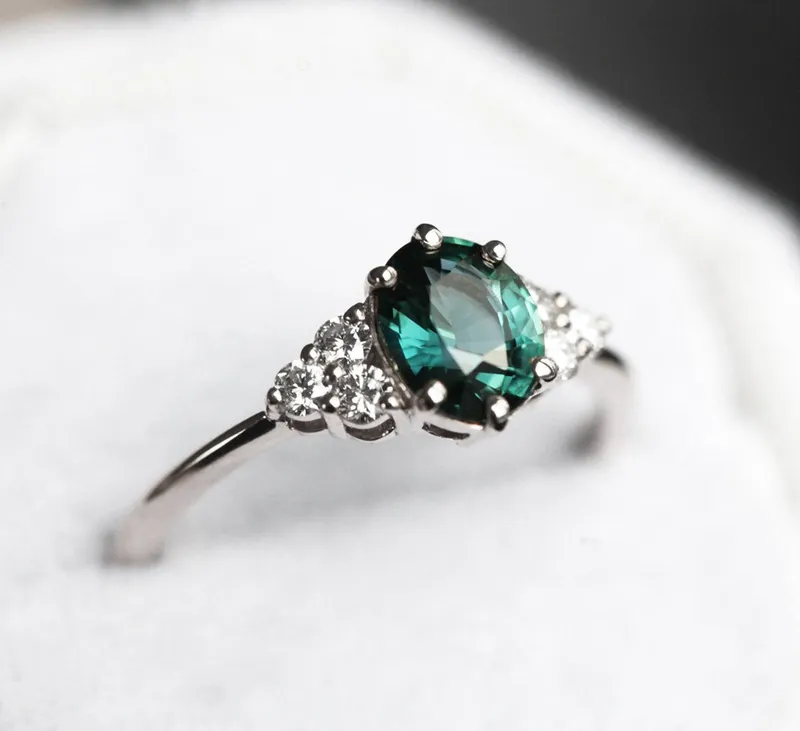 Piper Sapphire Diamond Ring vy 10
