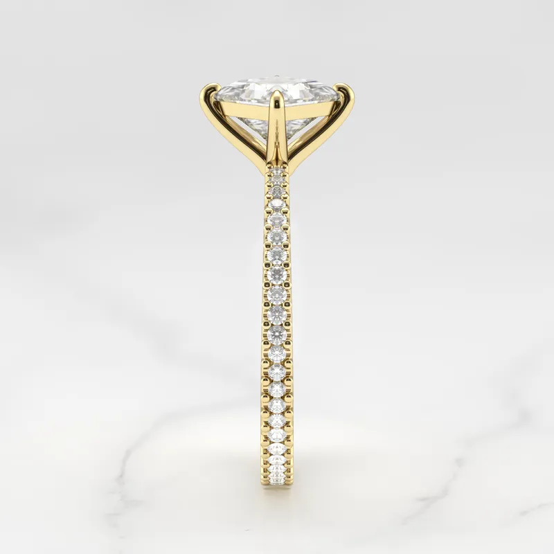 PRINCESS FULL PAVE TAPERED DIAMOND RING vy 7