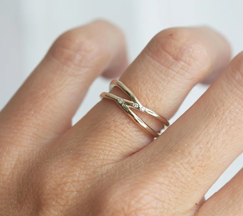 PROMISE RING, 14K GOLD DIAMOND WEDDING RING view 4