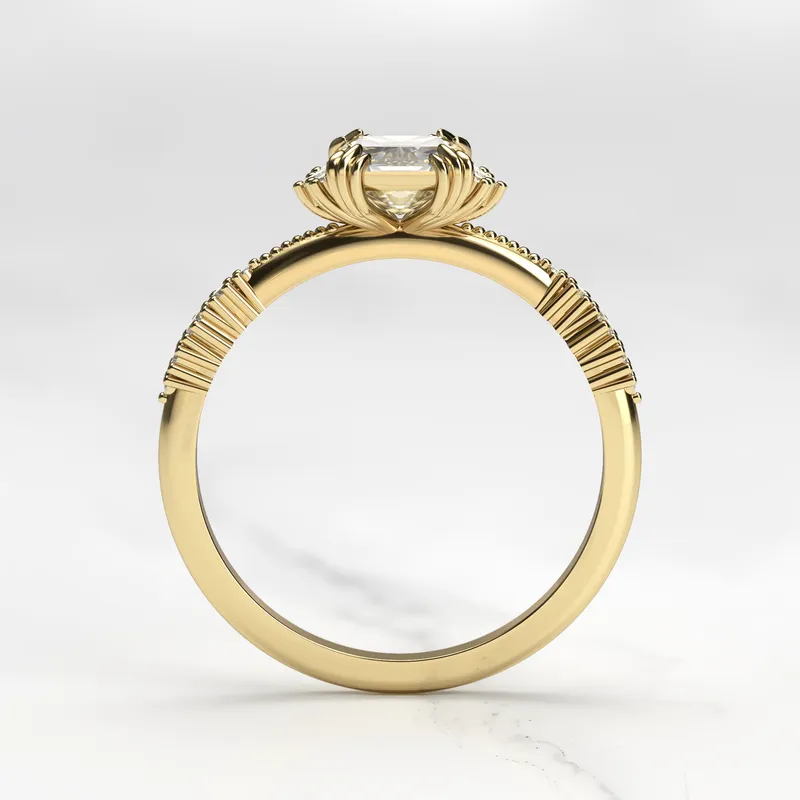 RADIANT CLUSTER DIAMOND RING vy 7