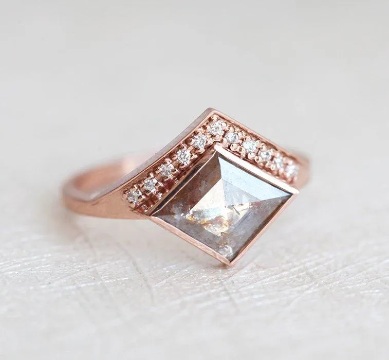 Raido Kite Salt & Pepper Diamond Ring vy 2