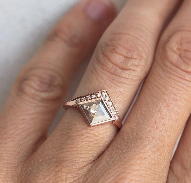 Raido Kite Salt & Pepper Diamond Ring vy 3