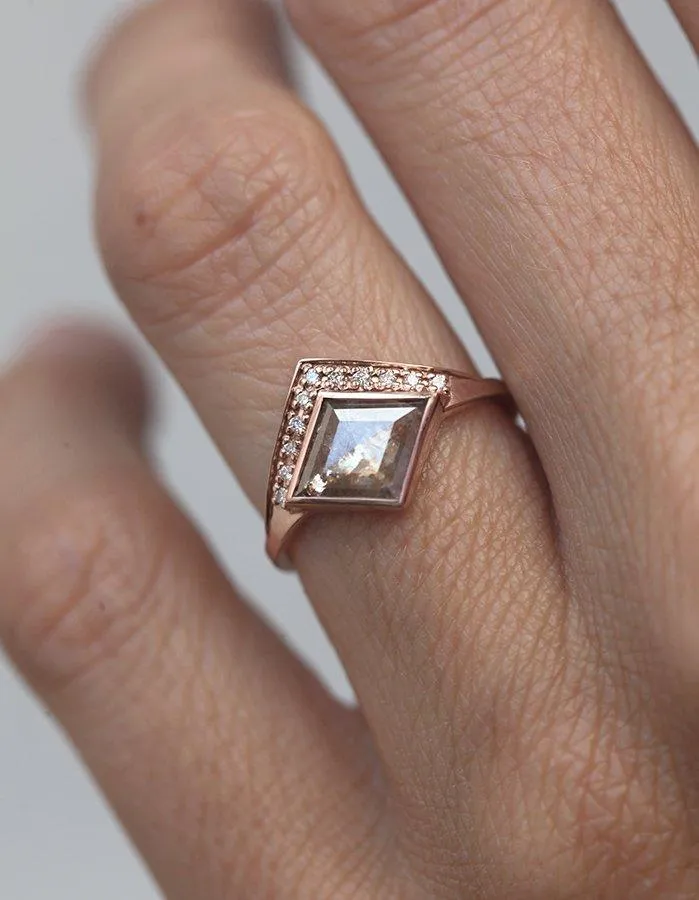 Raido Kite Salt & Pepper Diamond Ring vy 5