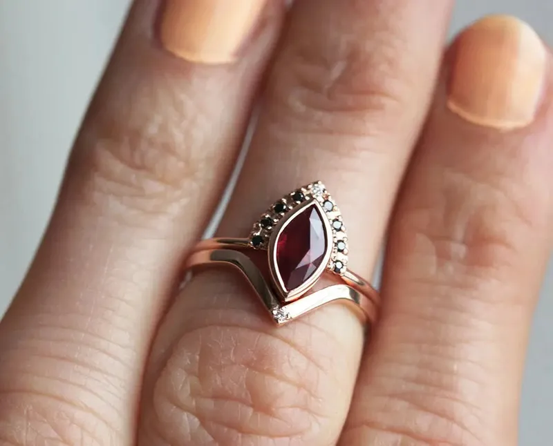 Regina Ruby And Black Diamond Ring Set With Chevron Band vy 3