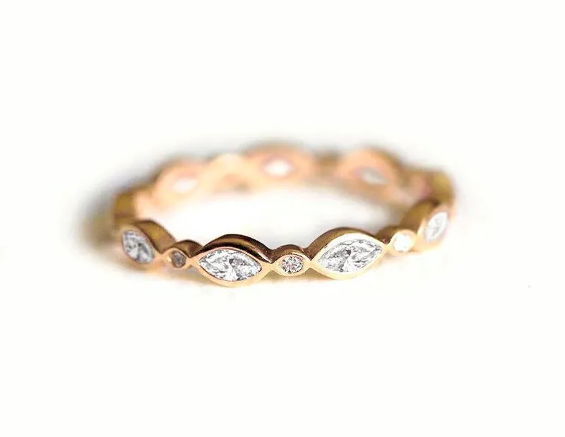 Reina Diamond Wedding Band, Diamond Wedding Ring view 3
