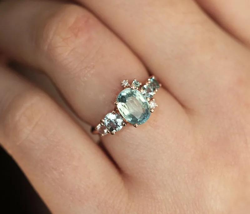 Revel Light Green Sapphire Cluster Ring vy 2