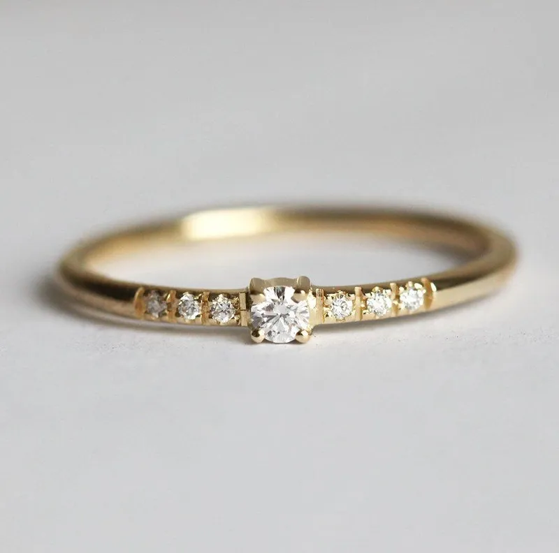 Ria Diamond Ring diamond round cut engagement ring