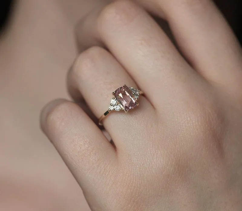 RITA PEACH SAPPHIRE DIAMOND RING vy 5
