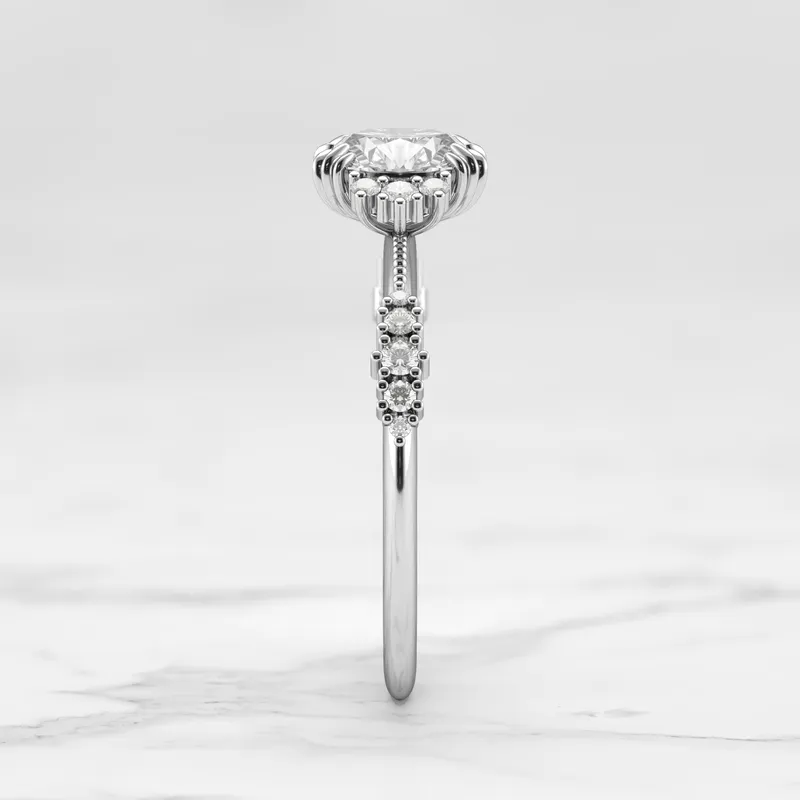 ROUND CLUSTER DIAMOND RING vy 12