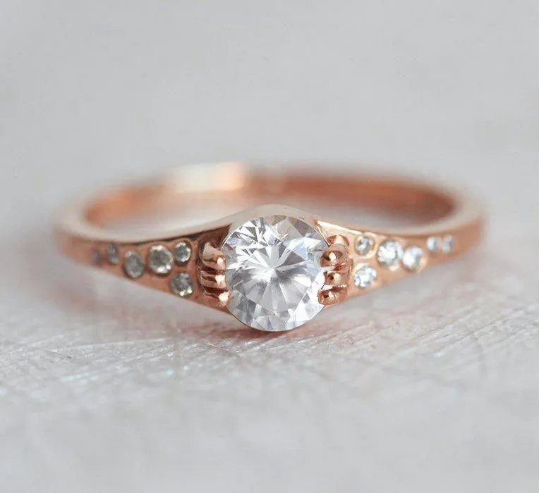 Round Diamond Ring In Unique Prong Setting vy 9
