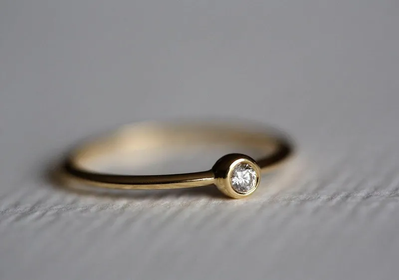 Round Diamond Solitaire Stacking Ring vy 4