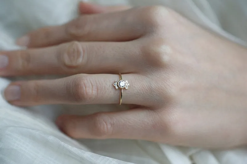 Round Engagement Ring, Diamond Engagement Ring view 2