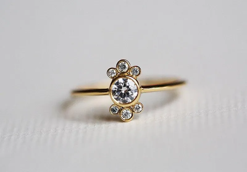 Round Engagement Ring, Diamond Engagement Ring view 3