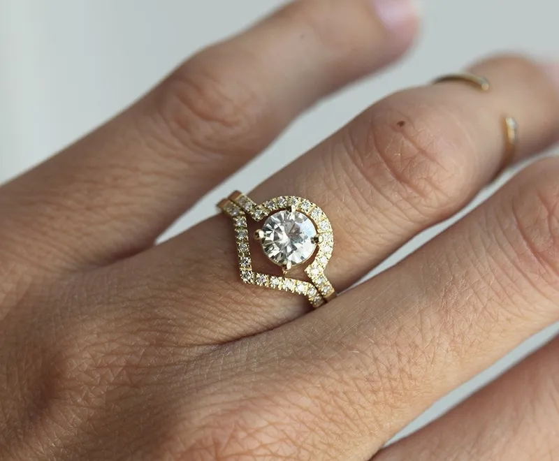 Sabrina Engagement Ring vy 2