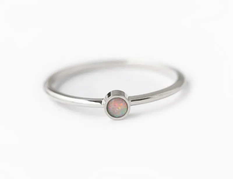 Salome Round Opal Ring vy 7