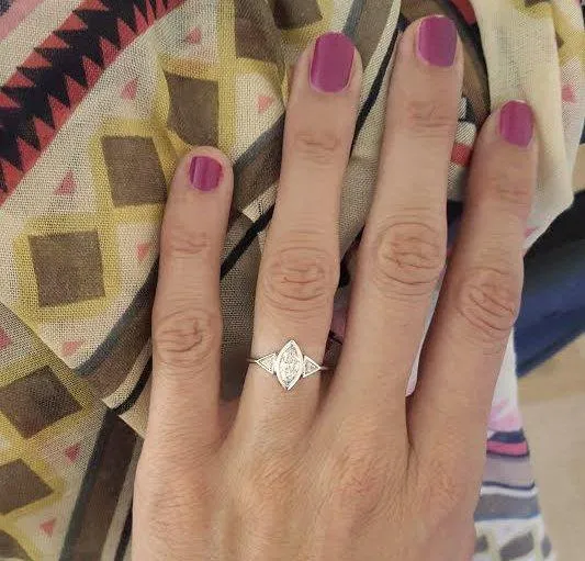 Sarita Diamond Ring vy 5