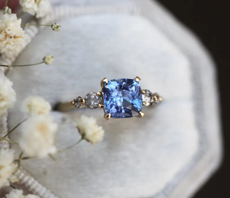 SIMONE SAPPHIRE SALT & PEPPER DIAMOND RING vy 9