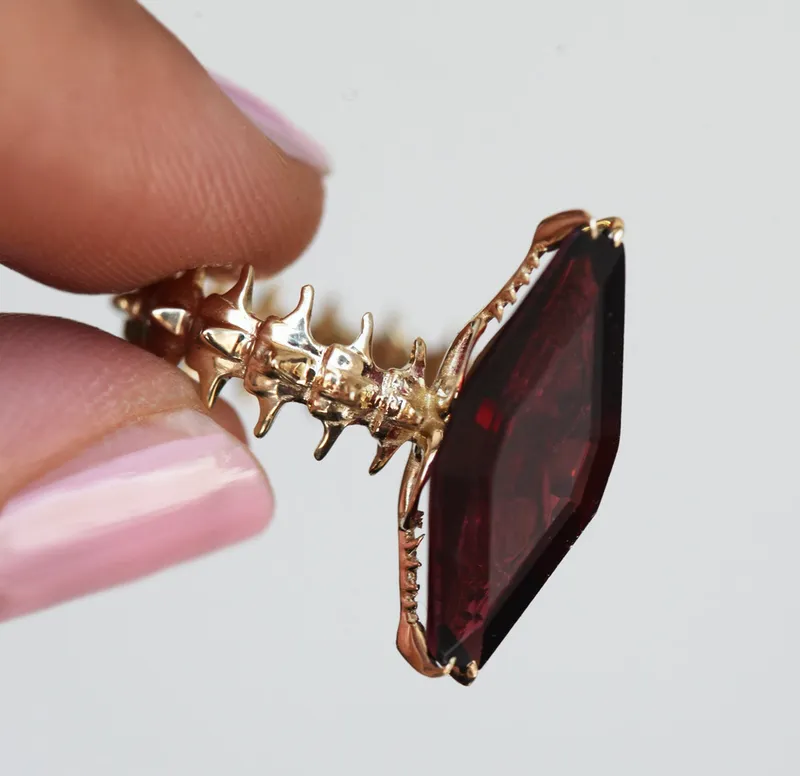 SNAKE SKELETON STATEMENT RING vy 4
