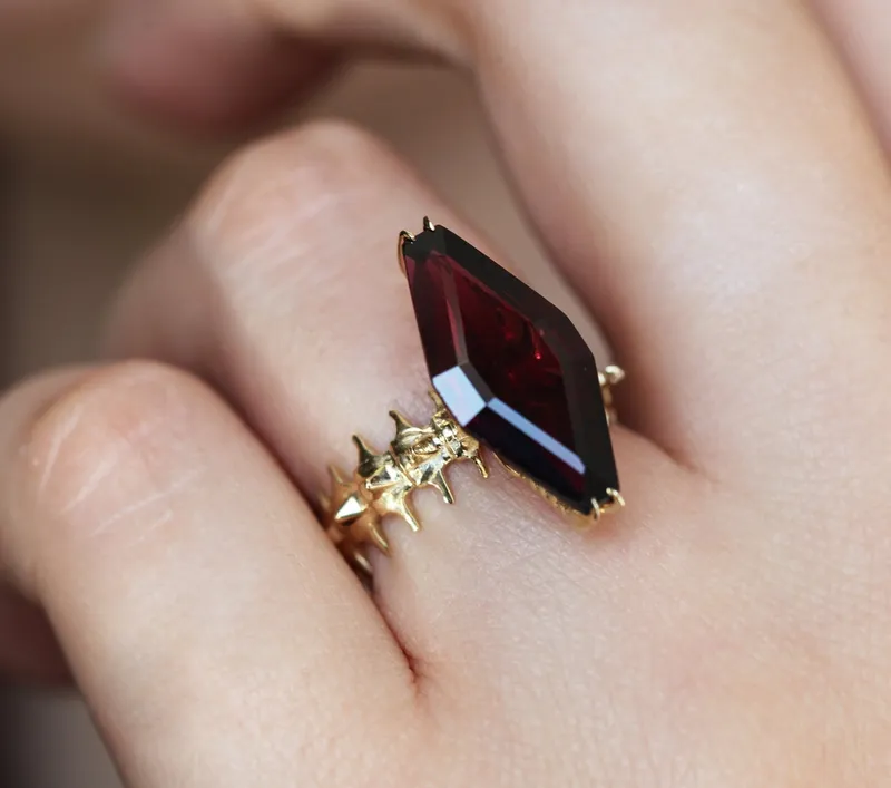 SNAKE SKELETON STATEMENT RING vy 7