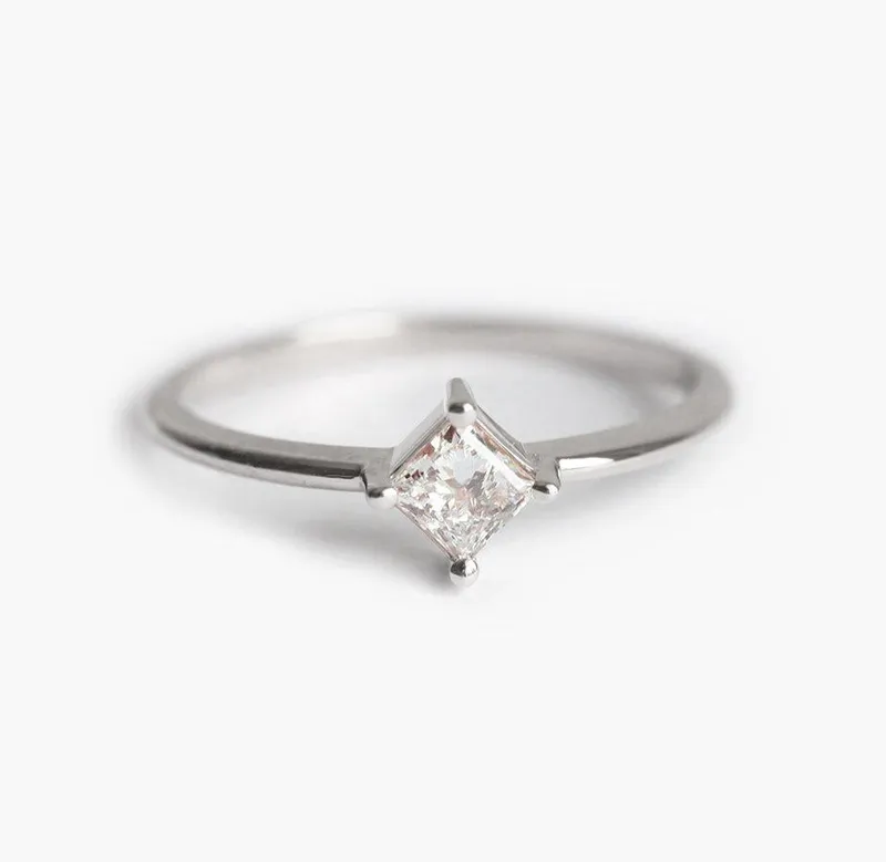 Solitaire Diamond Ring, Prong Diamond Ring view 7