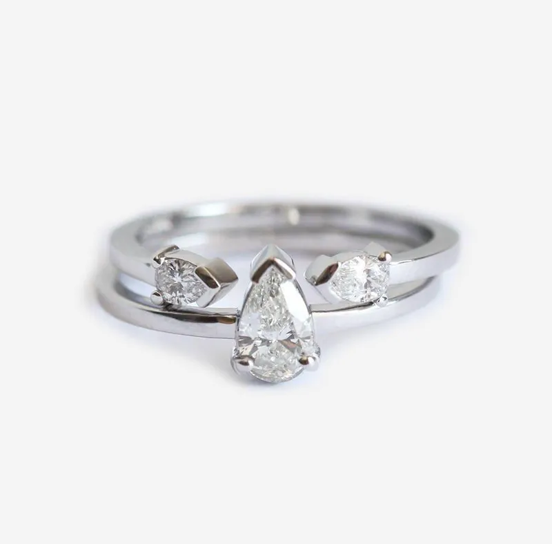 Solitaire Diamond Ring Set With Open Diamond Band vy 2