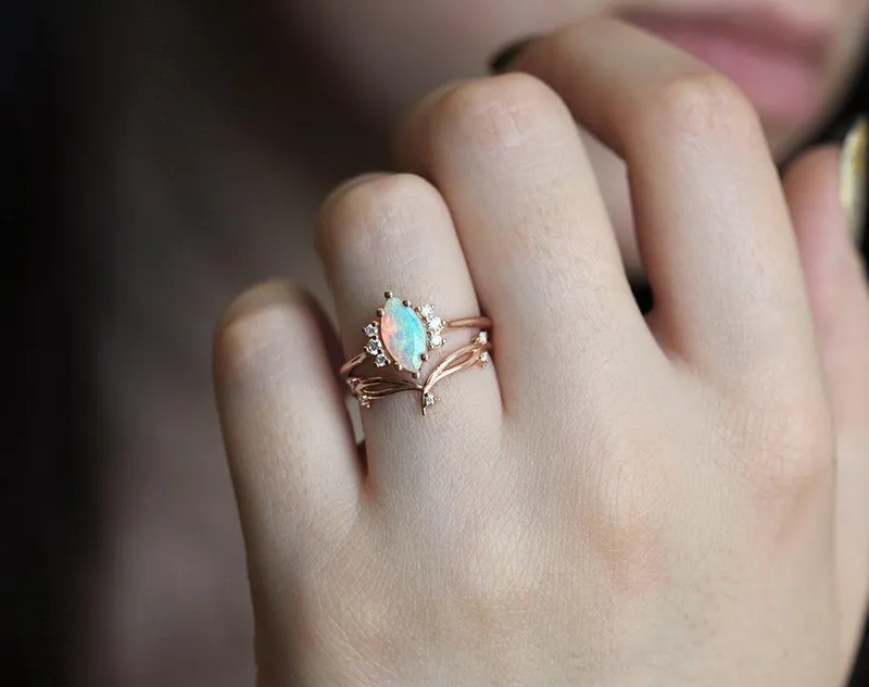 SOPHIA OPAL RING vy 10