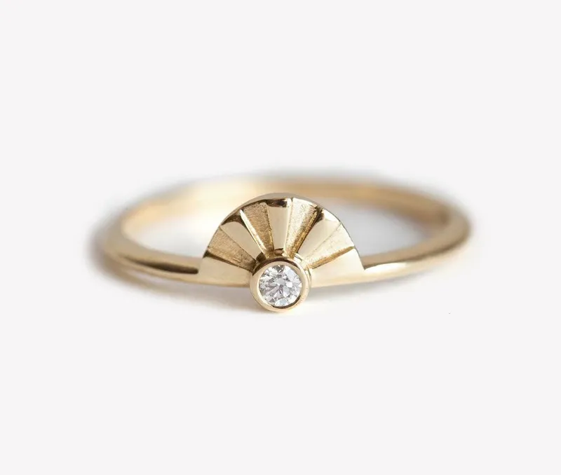 SUN RING, GOLD SUN RING diamond round cut engagement ring