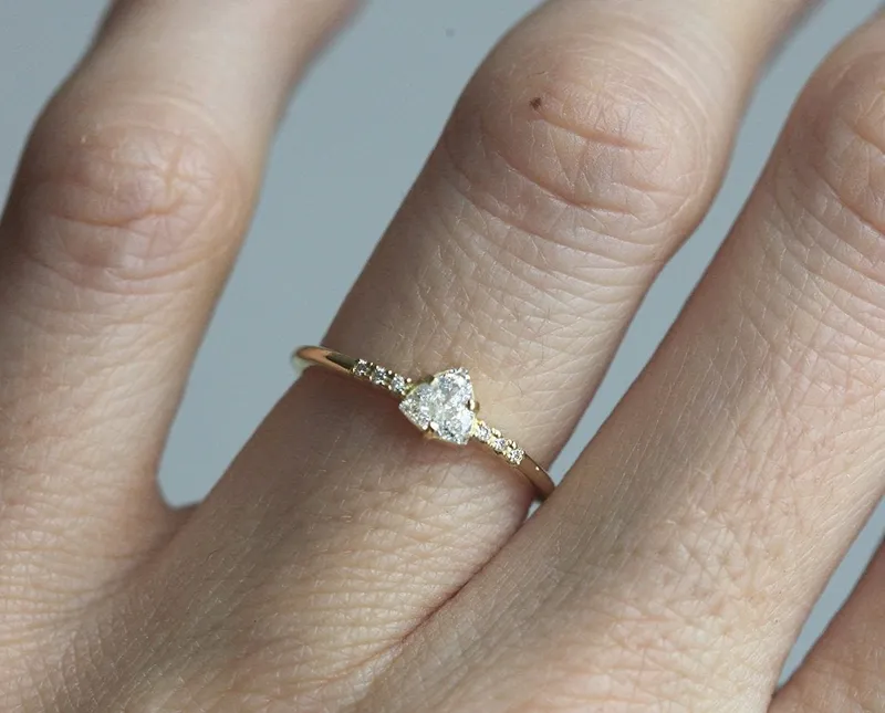 Trillion Diamond Ring, Solitaire Engagement Ring vy 3