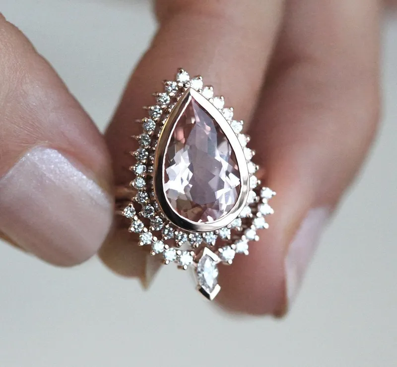 Tara Morganite And Diamond Ring Set vy 3