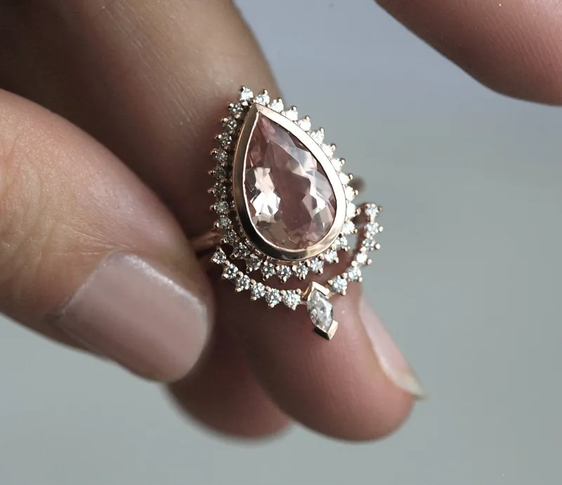 Tara Morganite And Diamond Ring Set vy 6