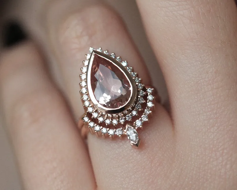 TARA PEAR MOSS AGATE AND DIAMOND RING SET vy 9