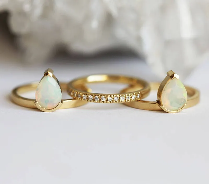 TARAJI OPAL RING SET vy 4