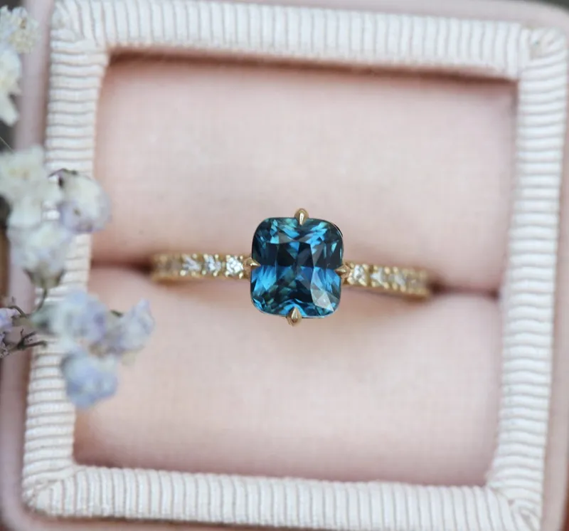 TEMPEST BLUE SAPPHIRE DIAMOND RING vy 2