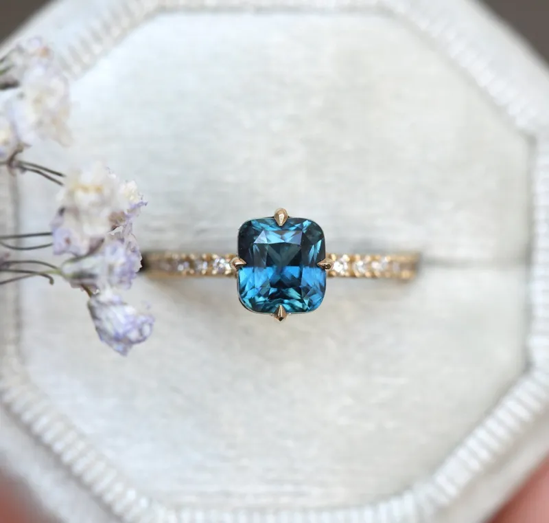 TEMPEST BLUE SAPPHIRE DIAMOND RING vy 4