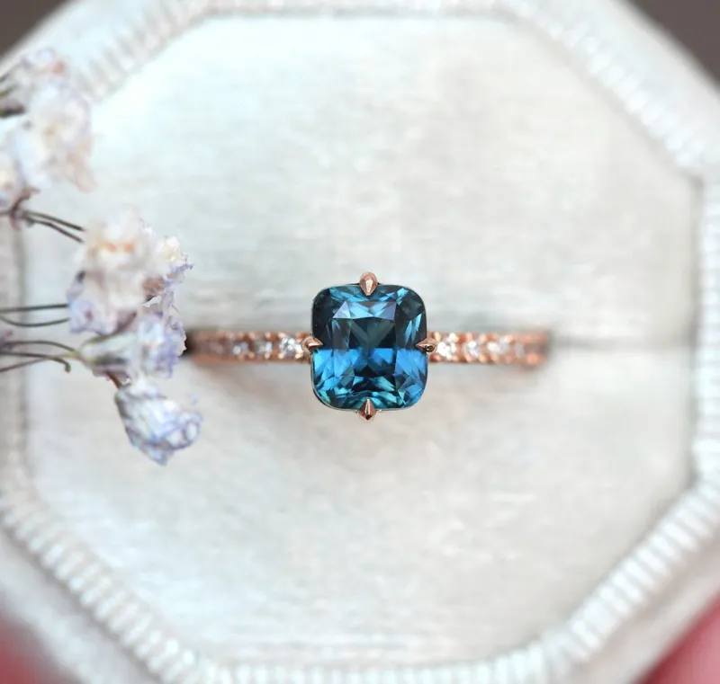 TEMPEST BLUE SAPPHIRE DIAMOND RING vy 6