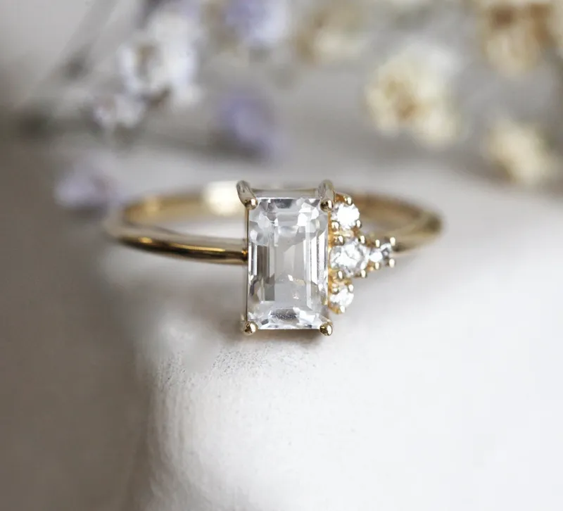 Theodore White Sapphire Diamond Ring vy 10