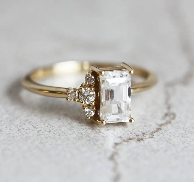 Theodore White Sapphire Diamond Ring vy 4