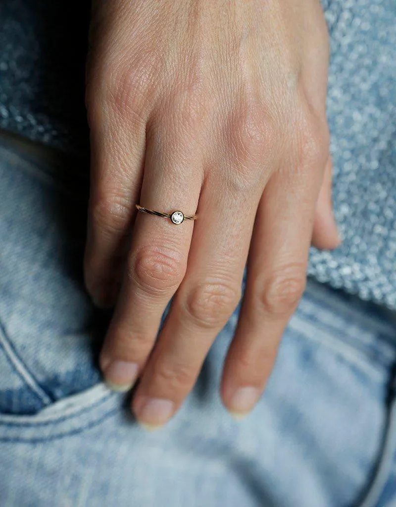 Tilda Diamond Ring vy 7