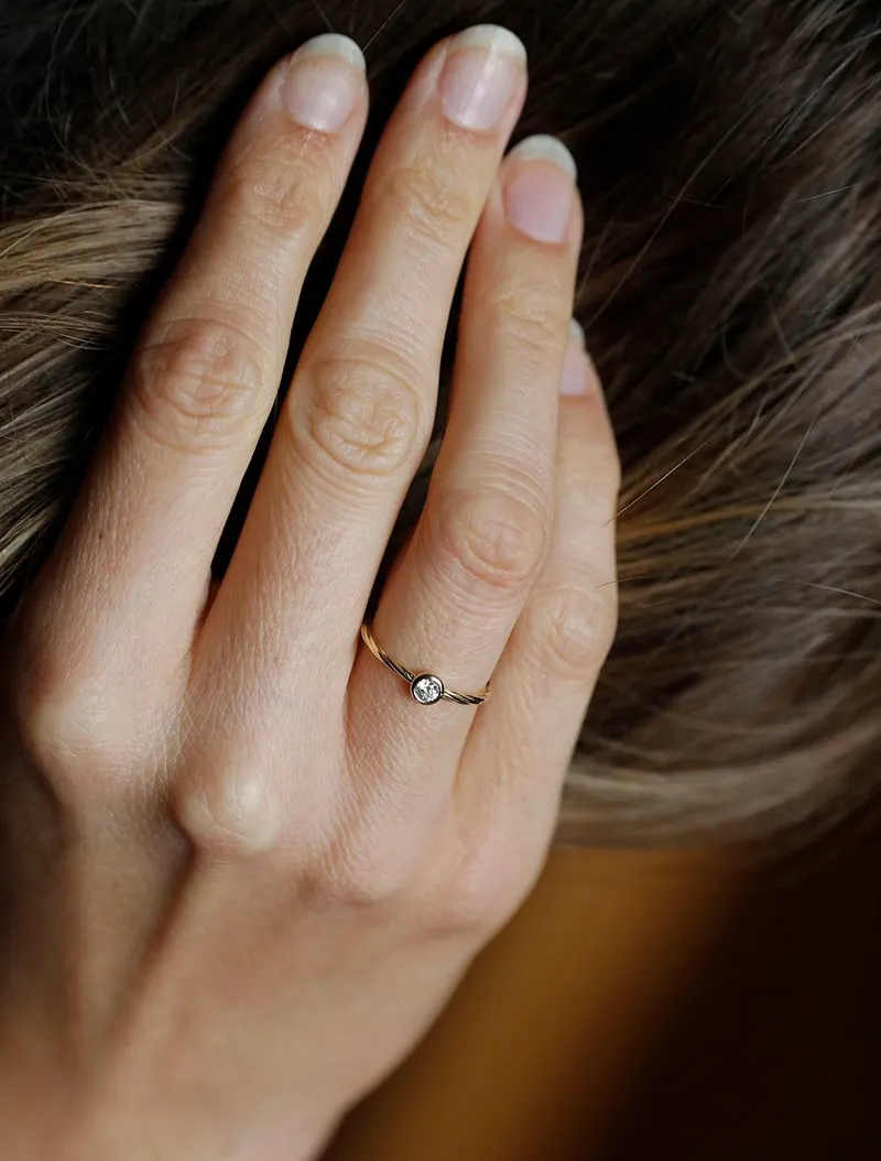 Tilda Diamond Ring vy 8